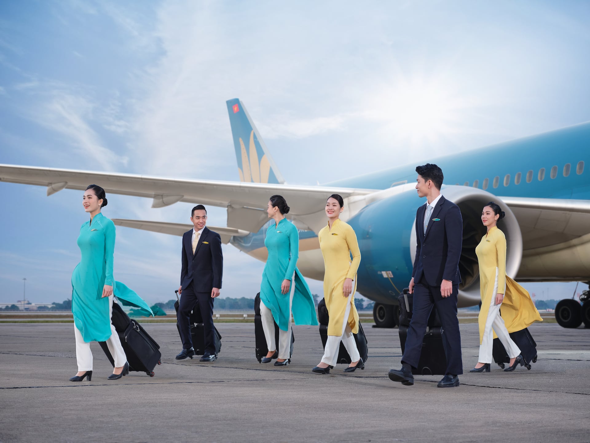 Vietnam Airlines tuyển dụng hơn 1200 tiếp viên