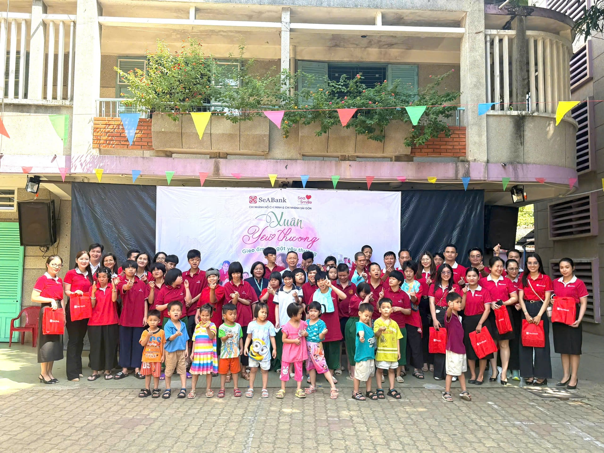 Xuân yêu thương 2026: SeABank viết tiếp câu chuyện nhân văn