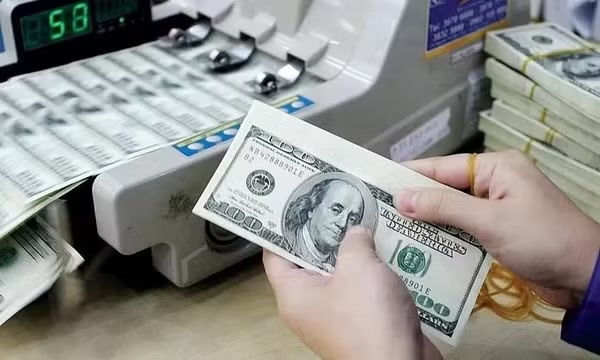 Tỷ giá USD/VND hôm nay 10/8: Đồng bạc xanh chịu sức ép kép