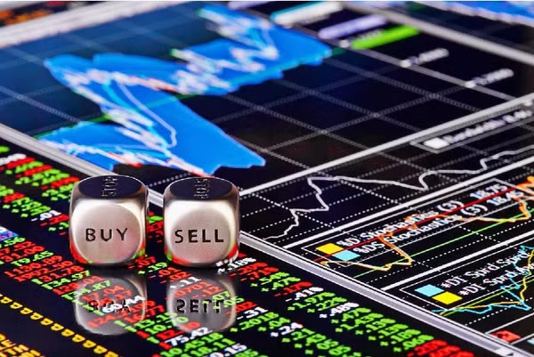VN-Index chịu cú rung lắc mạnh, loạt công ty chứng khoán hạ kỳ vọng ngắn hạn