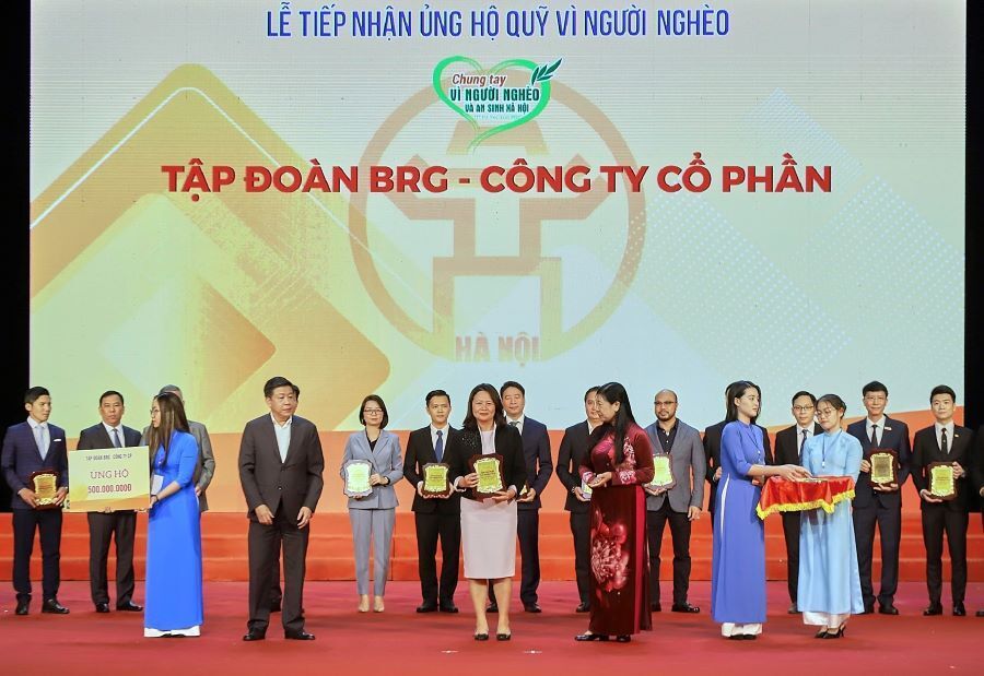 Tập đoàn BRG ủng hộ 500 triệu đồng vào quỹ Vì người nghèo Hà Nội 2022