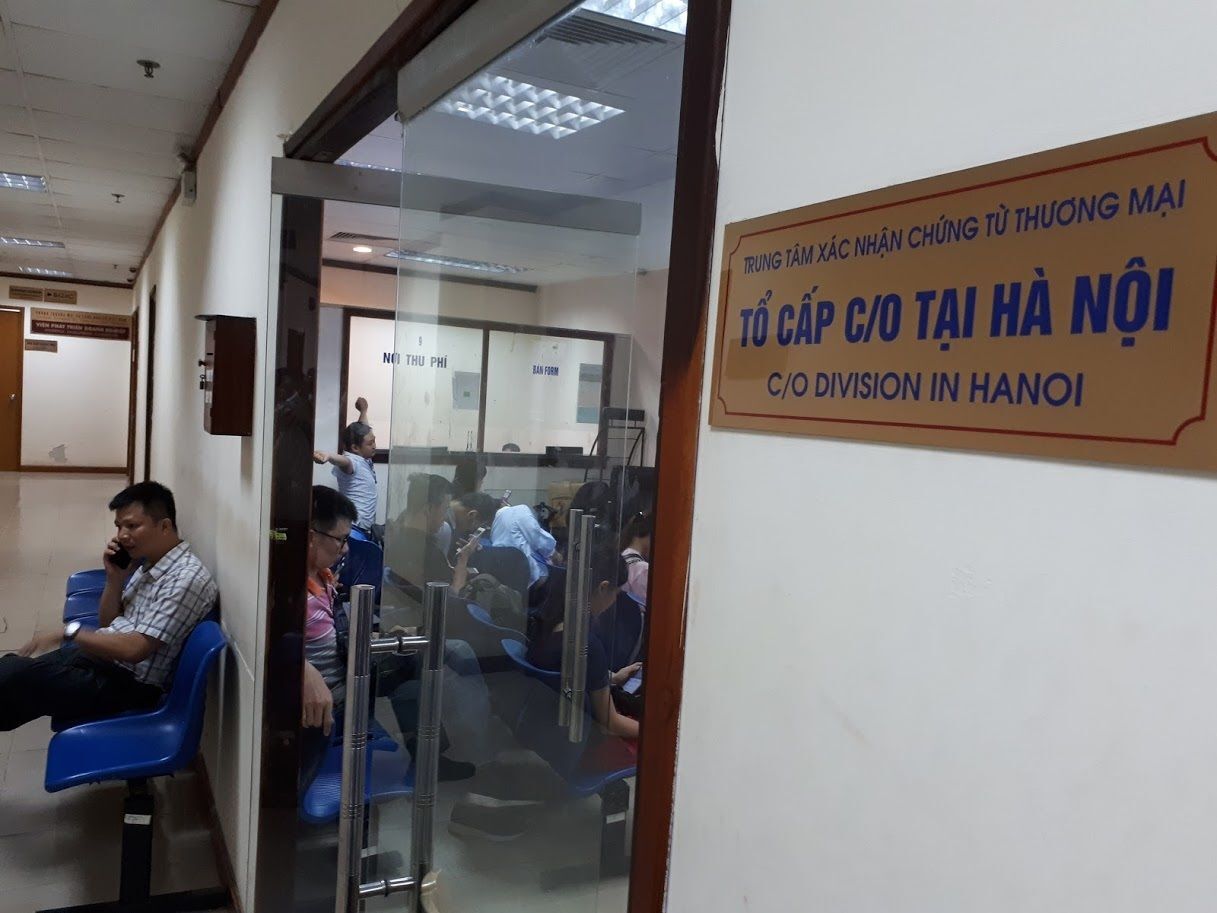 Thương nhân có thể tải mẫu C/O và tự in trên Hệ thống Quản lý và cấp chứng nhận xuất xứ điện tử