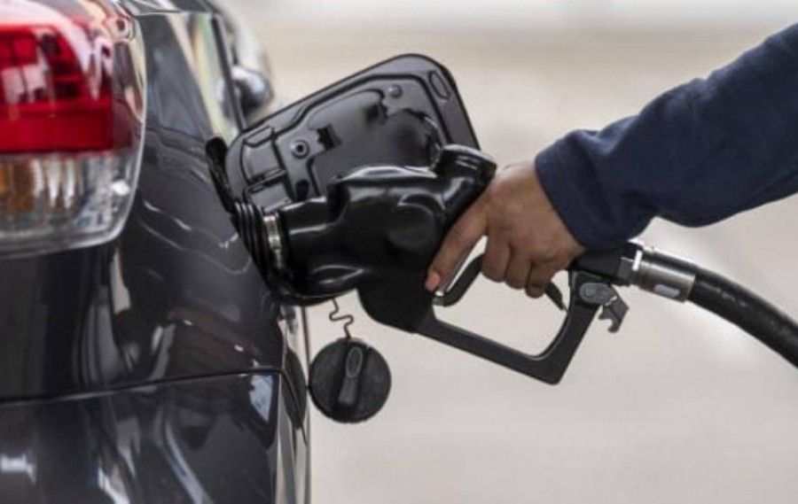 "Nơi hết xăng, còn dầu - Chỗ hết dầu, còn xăng": Bộ Công thương làm gì?