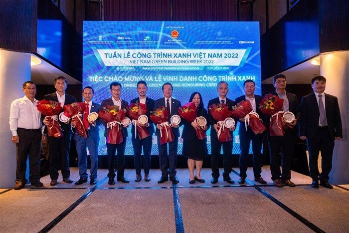 Bo Xay Dung vinh danh CT Group vi nhung no luc phat trien Cong trinh Xanh 2 Bộ Xây Dựng vinh danh CT Group vì những nỗ lực phát triển Công trình Xanh 2