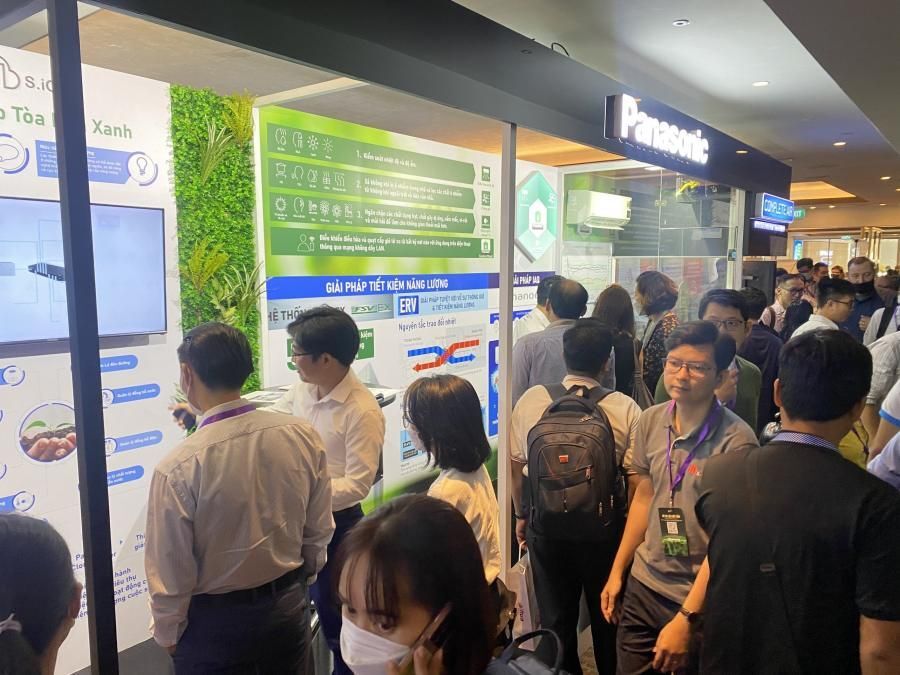 Panasonic Viet Nam gioi thieu giai phap chat luong khong khi trong nha toan dien tai Tuan le Cong trinh xanh Viet Nam 2022 3 Panasonic Việt Nam giới thiệu giải pháp chất lượng không khí trong nhà toàn diện tại Tuần lễ Công trình xanh Việt Nam 2022 3