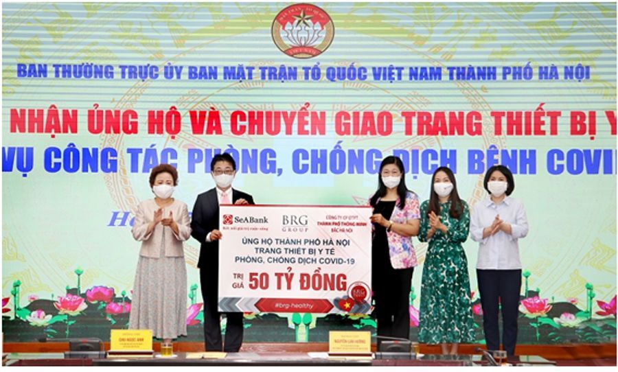 Chu tich Tap doan BRG: "Toi khong cho phep minh duoc nghi" 2 Tập đoàn BRG, Ngân hàng SeABank và Công ty Cổ phần Đầu tư Phát triển Thành phố Thông minh Bắc Hà Nội ủng hộ trang thiết bị phòng chống covid-19 cho thành phố Hà Nội