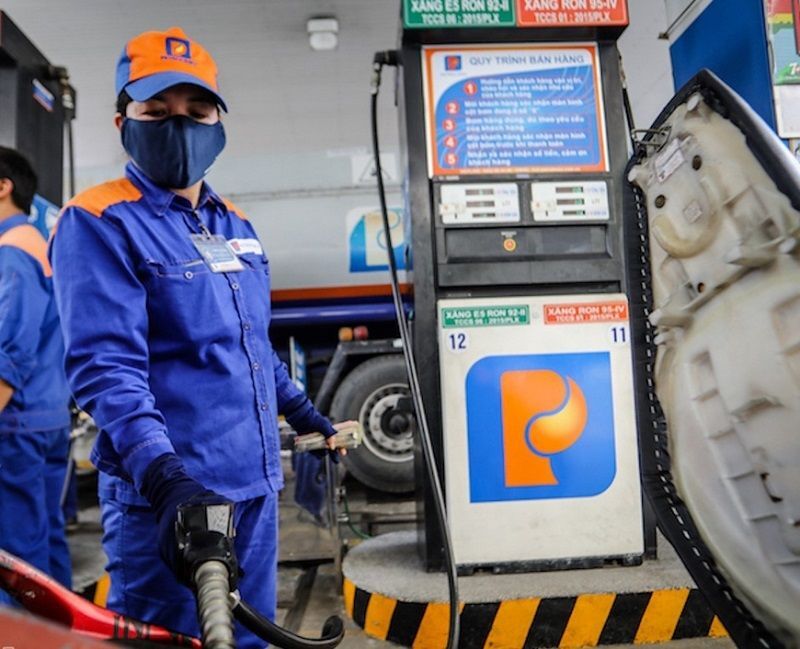 Nguồn cung xăng dầu đáp ứng 90% nhu cầu nhưng...