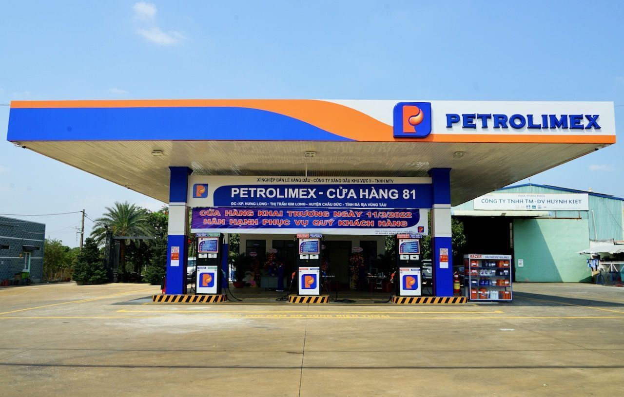 Tập đoàn Xăng dầu bất ngờ muốn hạ chỉ tiêu lợi nhuận năm 2022 giảm... 90%