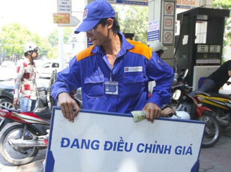 sửa đổi các văn bản quy phạm pháp luật liên quan, bảo đảm tính chủ động, linh hoạt, hiệu quả trong quản lý hoạt động kinh doanh xăng dầu