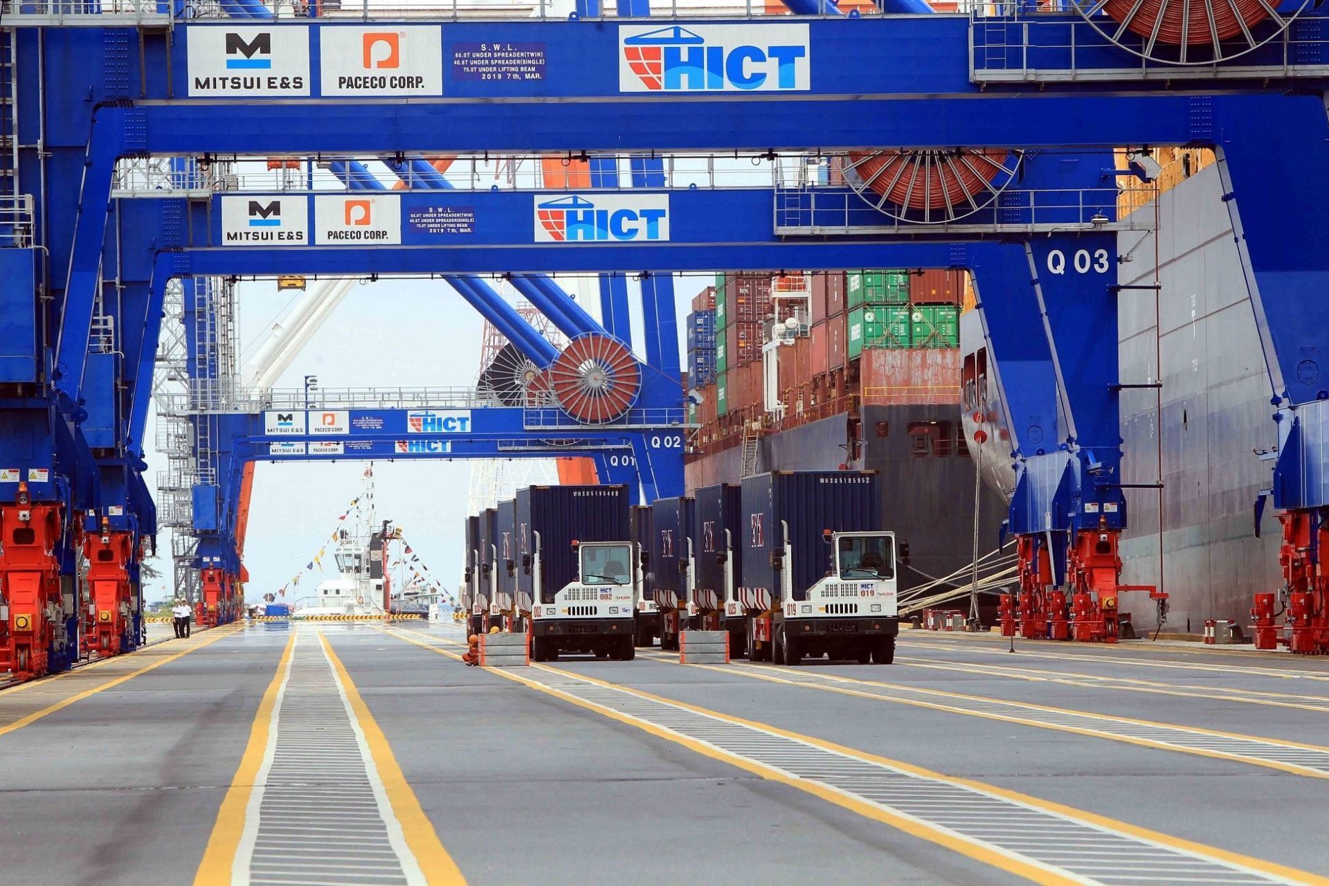 Xuất siêu phụ thuộc vốn FDI