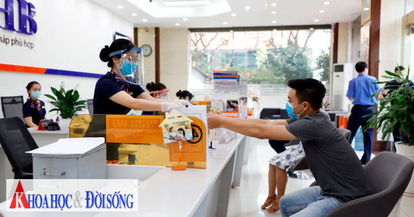 SHB tặng đến 85% phí bảo hiểm nhân thọ cho khách hàng