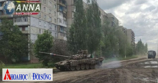 Quân đội Nga, dân quân Donetsk giành quyền kiểm soát thành phố Svetlodarsk