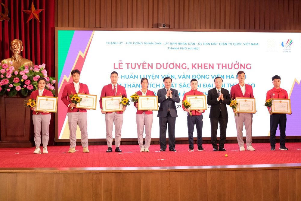 Ha Noi chi hon 17,4 ty dong vinh danh cac VDV, HLV SEA Games 31 4 tt2.jpg