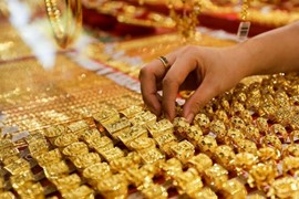 Giá vàng ngày 1/6: Vàng thế giới và trong nước đồng loạt giảm mạnh