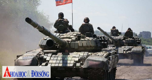 Dân quân Donetsk, quân đội Nga tiến công vào thành phố chiến lược Slavyansk