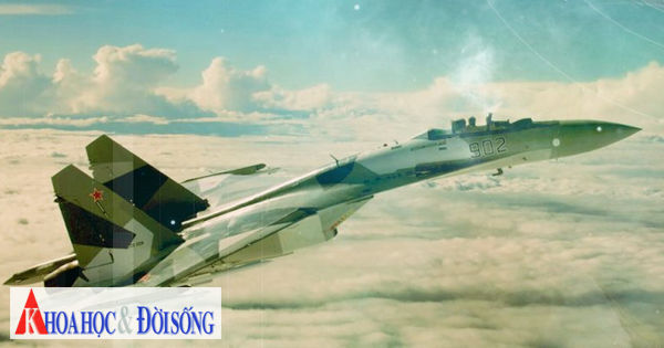 Video: Su-35S phóng tên lửa không đối không tầm xa tấn công máy bay chiến đấu Ukraine