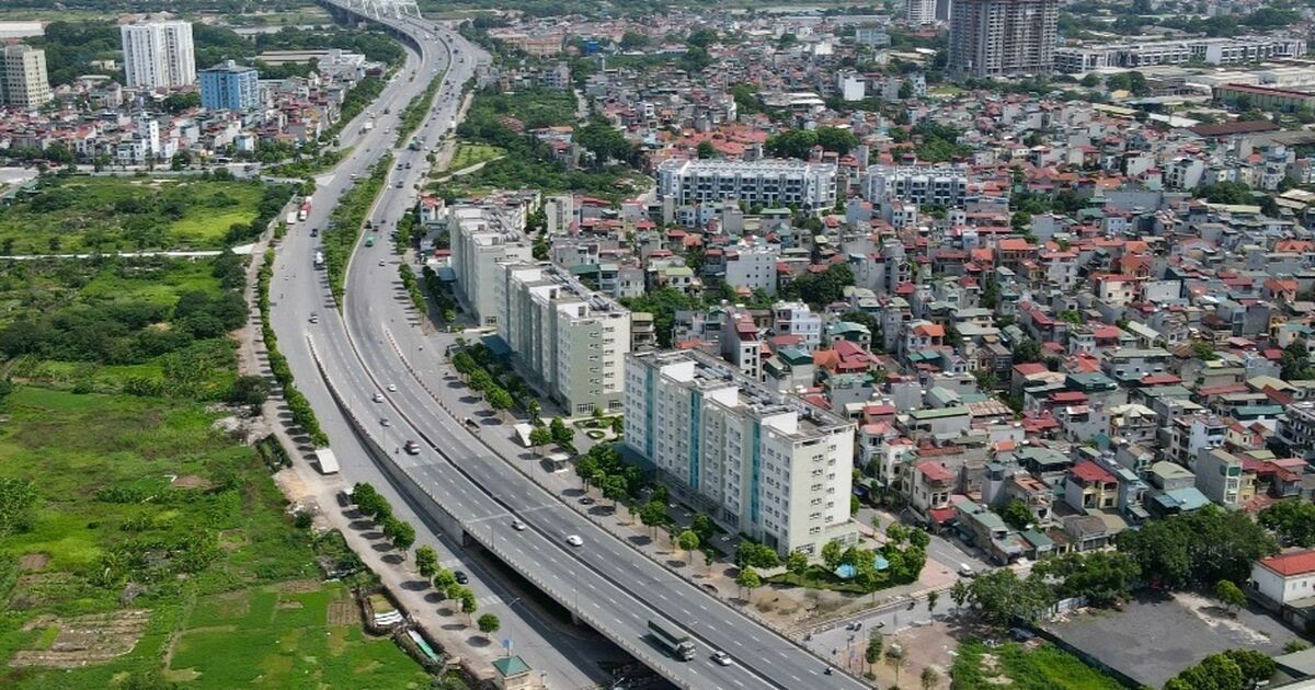 Giữa ồn ào đề xuất sở hữu chung cư 50 năm, Bộ Xây dựng lên tiếng