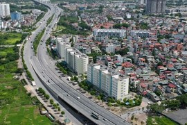 Giữa ồn ào đề xuất sở hữu chung cư 50 năm, Bộ Xây dựng lên tiếng