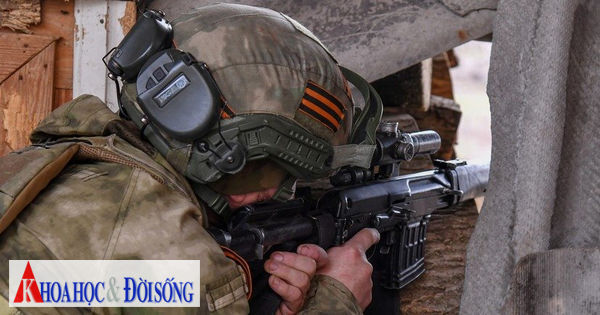 Quân đội Nga, dân quân Donbass tấn công Severodonetsk, một thiếu tướng Nga thiệt mạng ở Luhansk