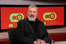 Nhà báo Nga đấu giá huy chương Giải Nobel Hoà bình để hỗ trợ trẻ em tị nạn Ukraine