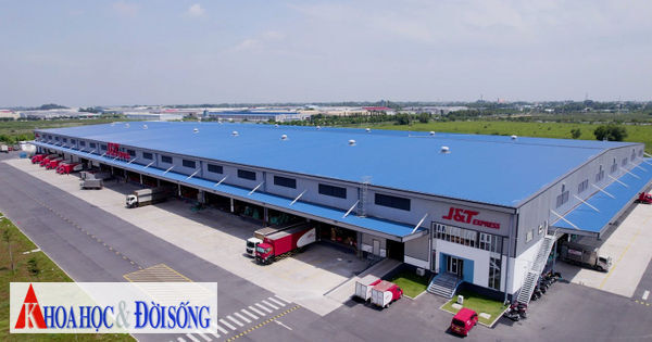 Chuyển phát nhanh trong dòng chảy chung của toàn ngành vận tải và logistics