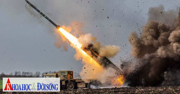 Nga không kích phá hủy kho vũ khí đạn phương Tây viện trợ trong nhà máy Kremenchug Poltava