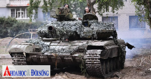 Quân đội Nga tấn công hỏa lực khắp miền đông Ukraine, Kyiv vỡ mộng gia nhập NATO