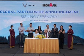 VinFast và IRONMAN công bố hợp tác toàn cầu