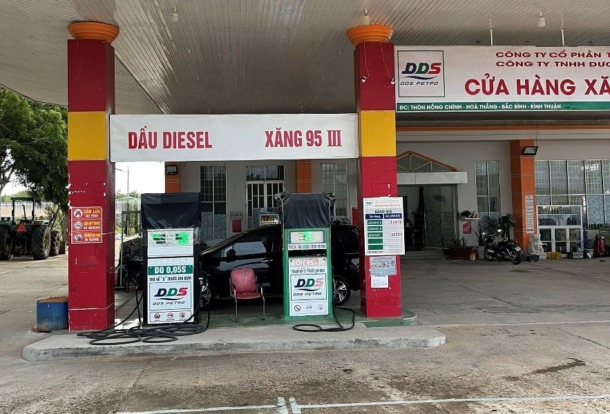 Niem yet gia xang, dau khong dung quy dinh, Cong ty Dai Tho bi xu phat hanh chinh 2 Niêm yết giá xăng, dầu không đúng quy định, Công ty Đại Thọ bị xử phạt hành chính 2