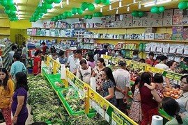 Rà soát giá mặt hàng chịu ảnh hưởng trực tiếp từ giá xăng dầu