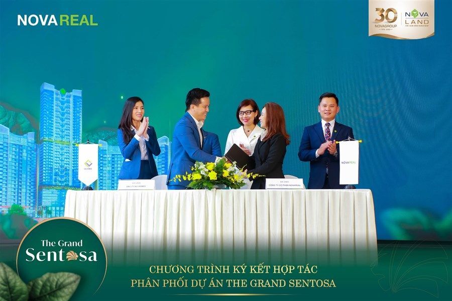 Lễ ra quân và ký kết hợp tác phân phối dự án The Grand Sentosa