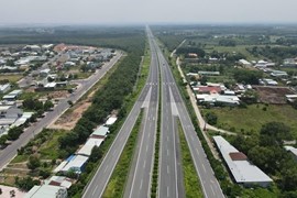 Phê duyệt đầu tư Dự án đầu tư xây dựng đường cao tốc Dầu Giây - Tân Phú giai đoạn 1