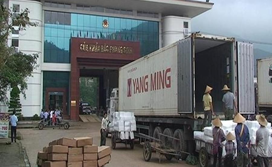 Cửa khẩu Bắc Phong Sinh thông quan trở lại sau hơn 7 tháng tạm dừng
