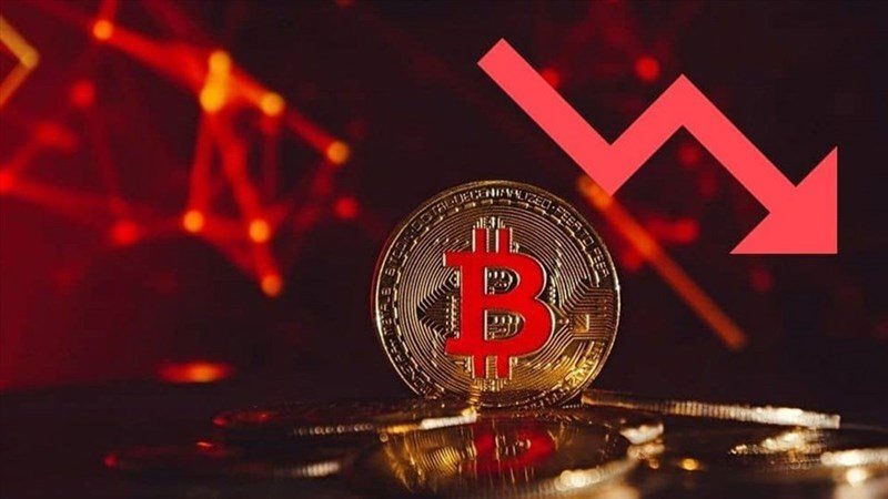 Bitcoin cắm đầu đi xuống, vốn hóa thị trường bị thu hẹp còn 694 tỷ USD