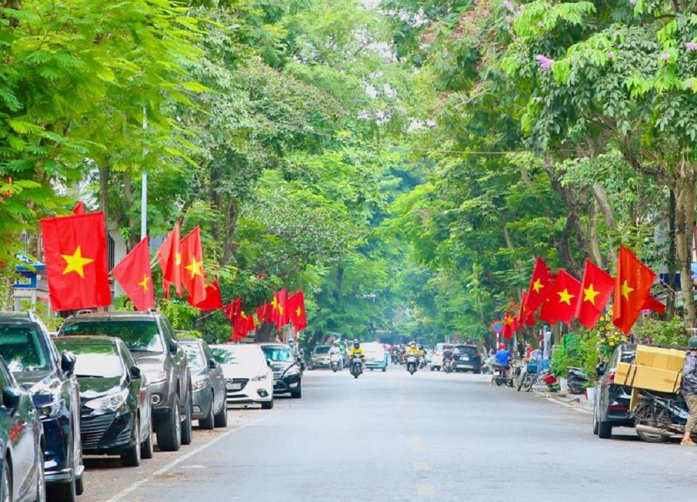 Ha Noi ruc ro co hoa chao mung Quoc khanh 2/9 3 29.1.jpg