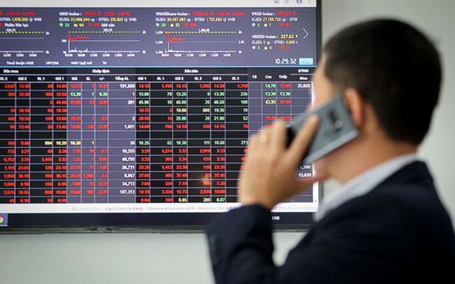 Top 10 cổ phiếu tăng mạnh nhất 2022