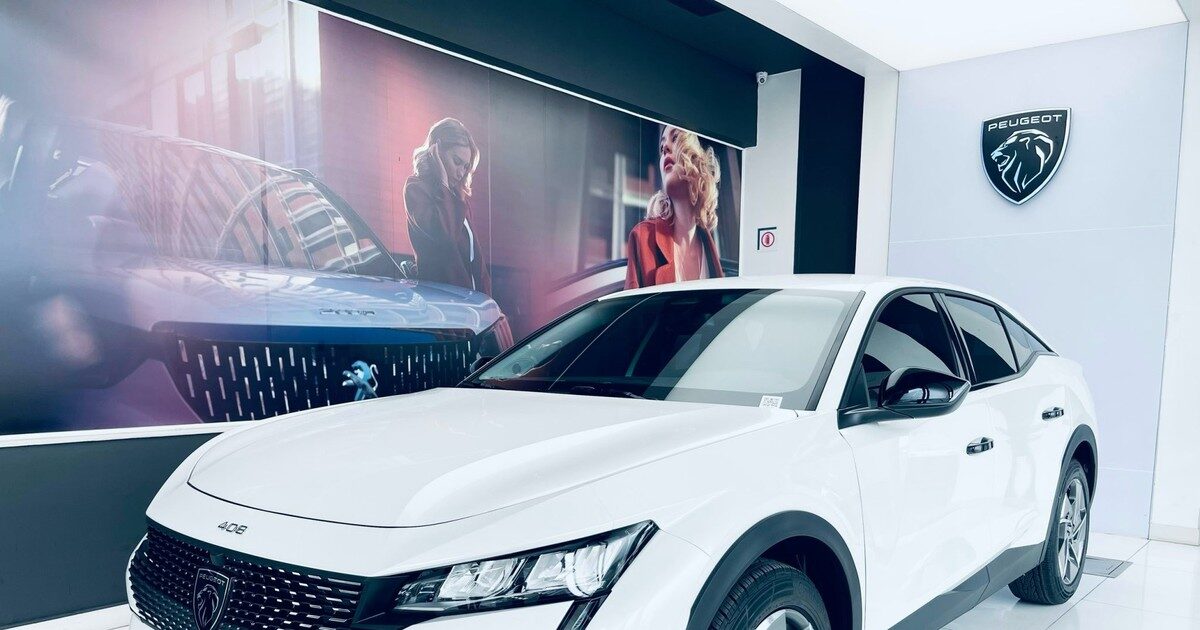 Peugeot 408 lấy gì để cạnh tranh trong phân khúc SUV hạng C?