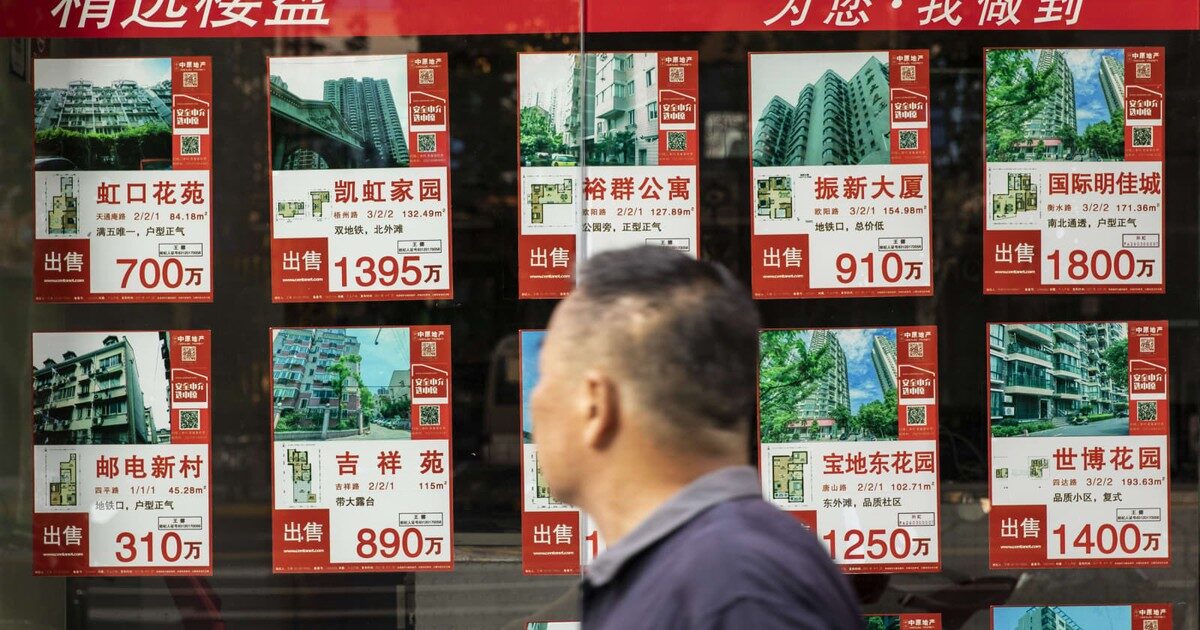 Bất động sản Trung Quốc: "Vạn người bán trăm người mua"
