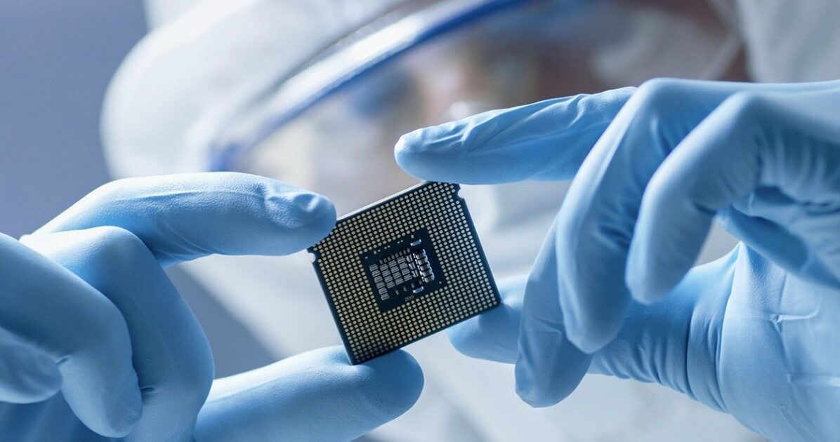 Nhận nhiều tin tốt, cổ phiếu ngành bán dẫn "sáng triển vọng"