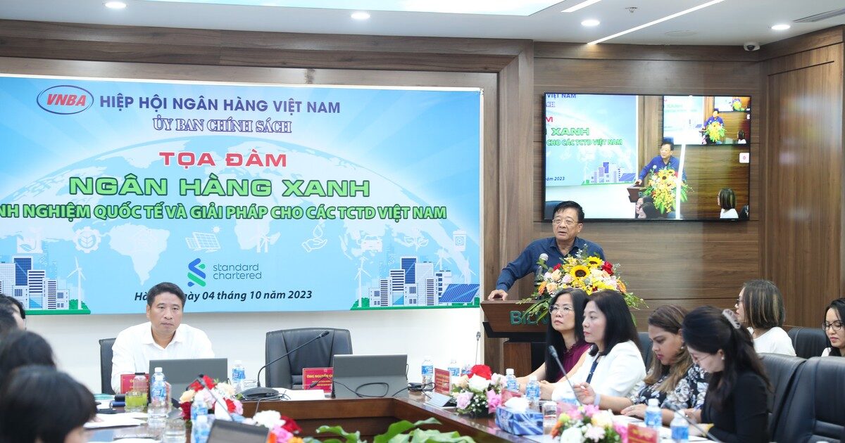 Đẩy nhanh quá trình xanh hoá hoạt động ngành ngân hàng