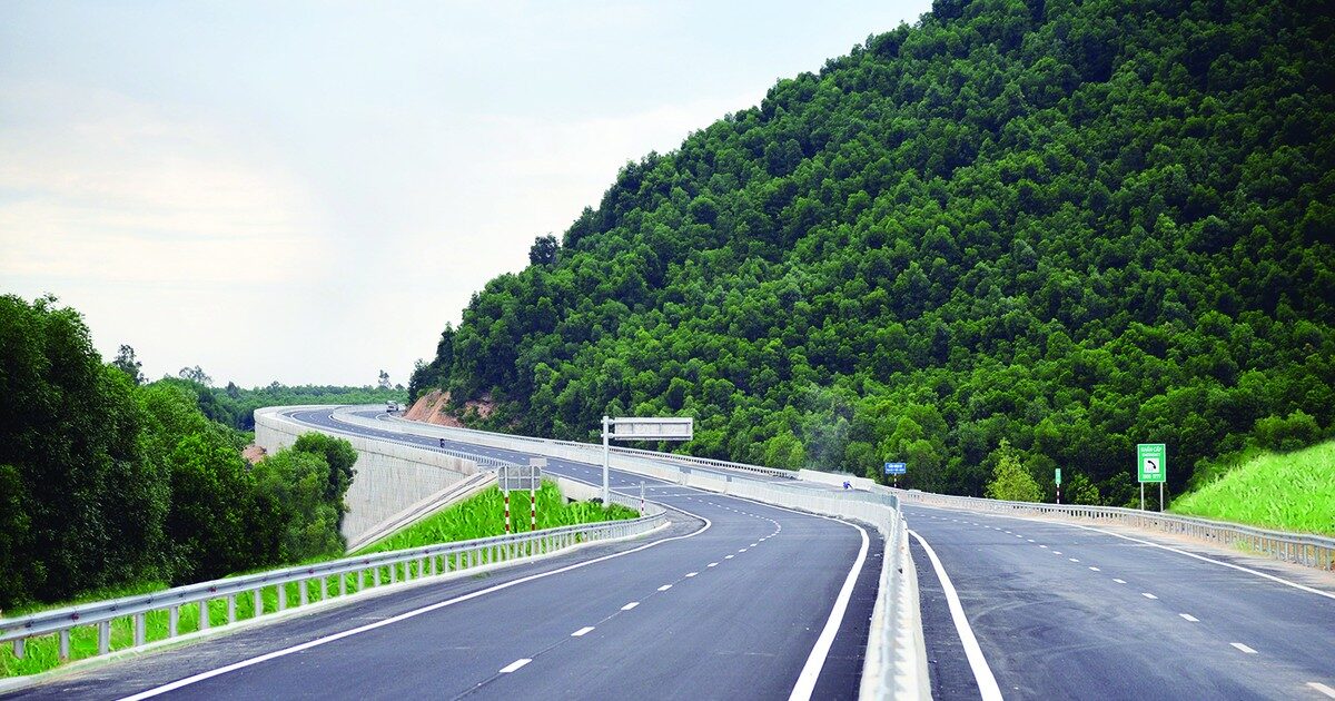 Khẩn trương chi trả dứt điểm tiền đền bù giải tỏa tại dự án cao tốc Đà Nẵng - Quảng Ngãi