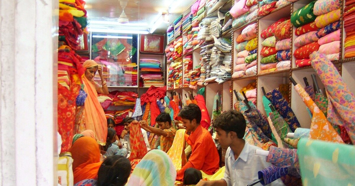 Bùng nổ kinh tế Ấn Độ: Doanh nghiệp nhỏ lao đao trước “sóng lớn”