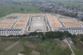 Giá đất nền vẫn tăng bất chấp