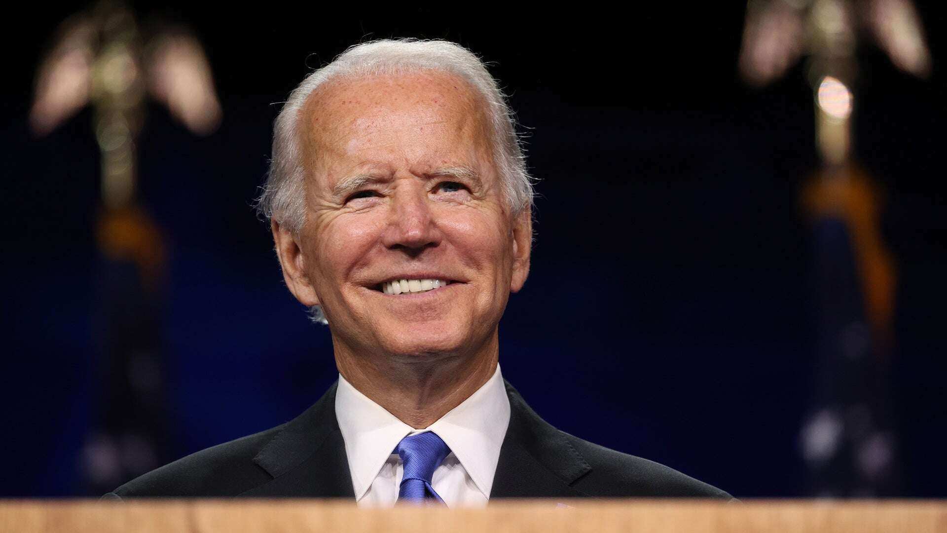 Quốc tế nổi bật: Tổng thống Joe Biden "chơi tất tay" với Ukraine