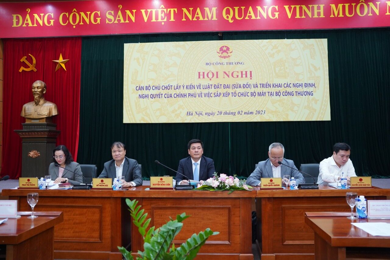 Bộ trưởng Nguyễn Hồng Diên: Hoàn thiện Luật Đất đai sửa đổi có ý nghĩa vô cùng quan trọng