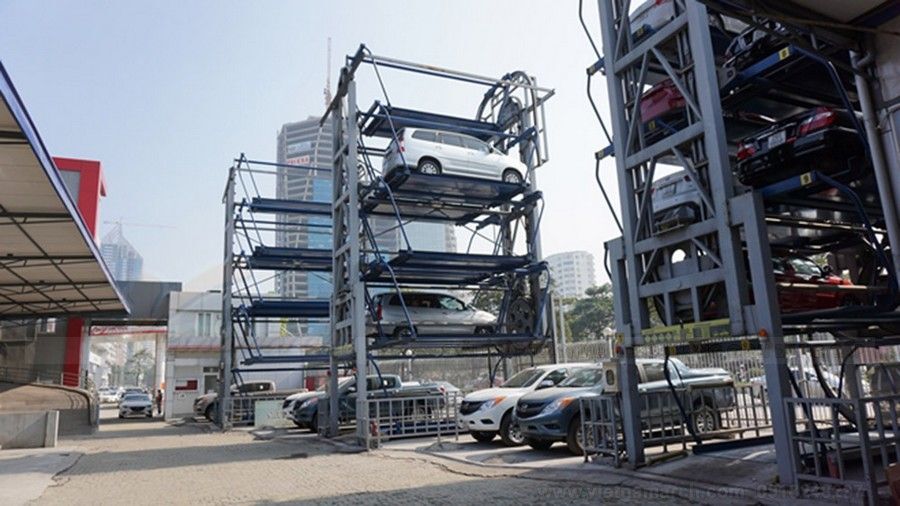 Không xây được bãi đỗ xe ngầm, TP.HCM muốn làm nhà đỗ xe cao tầng