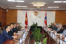 Việt Nam - Na uy: Hợp tác chặt chẽ trong lĩnh vực công nghiệp, thương mại và năng lượng