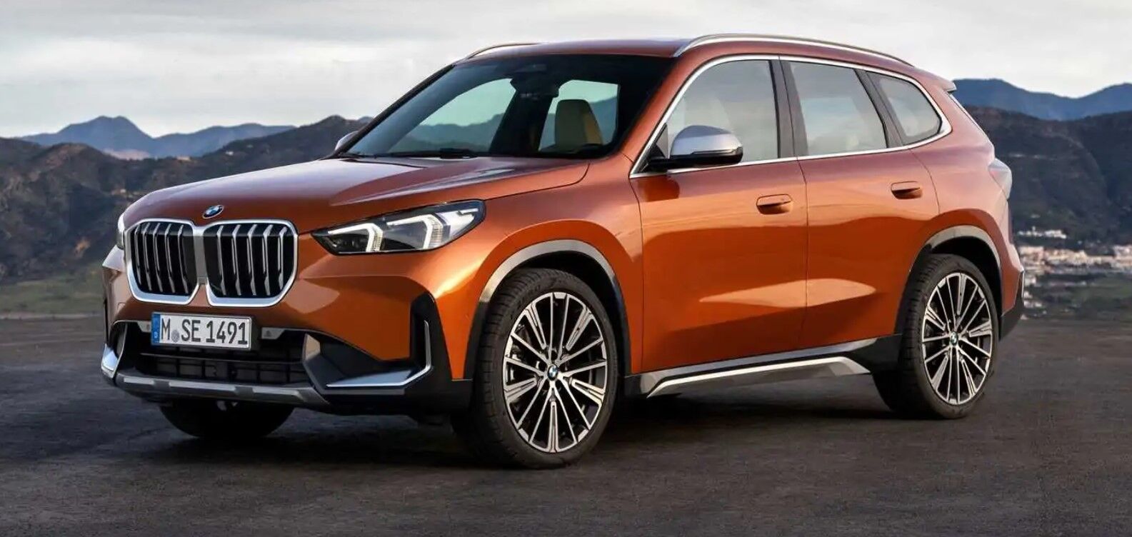 Xe BMW X1