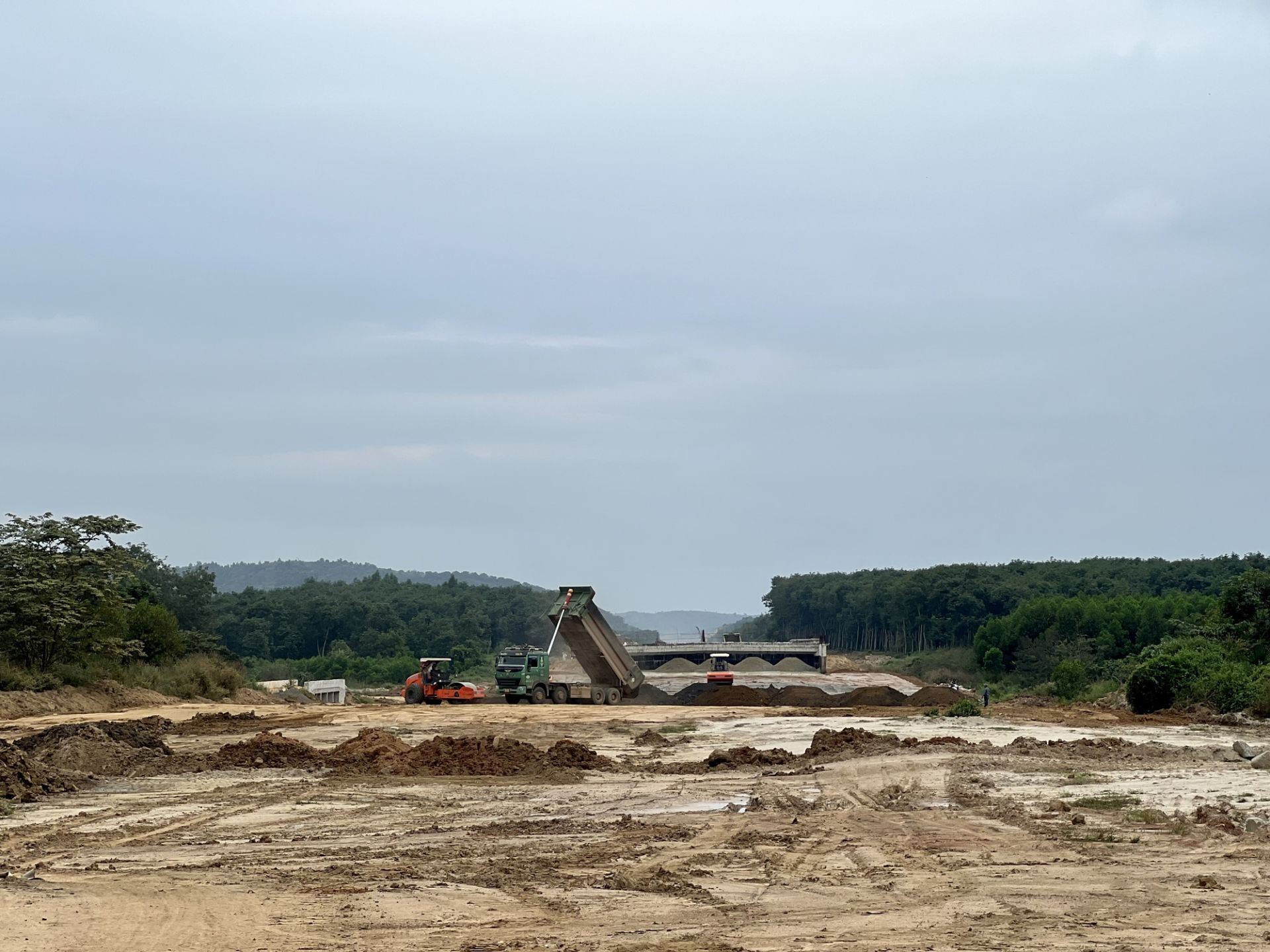 vật liệu san lấp cao tốc Dầu Giây - Phan Thiết