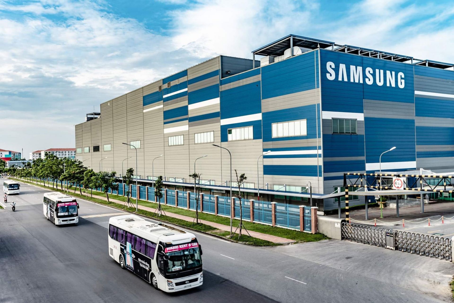 Samsung se khong chuyen day chuyen smartphone sang An Do, muon duoc go thue toi thieu toan cau nhà máy samsung việt nam